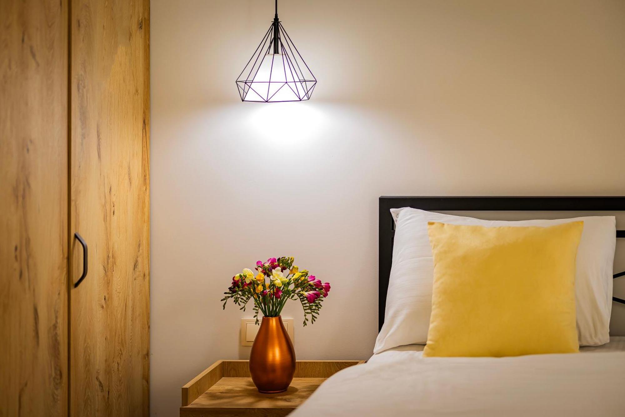 Taniqinn Dilijan Hotel エクステリア 写真